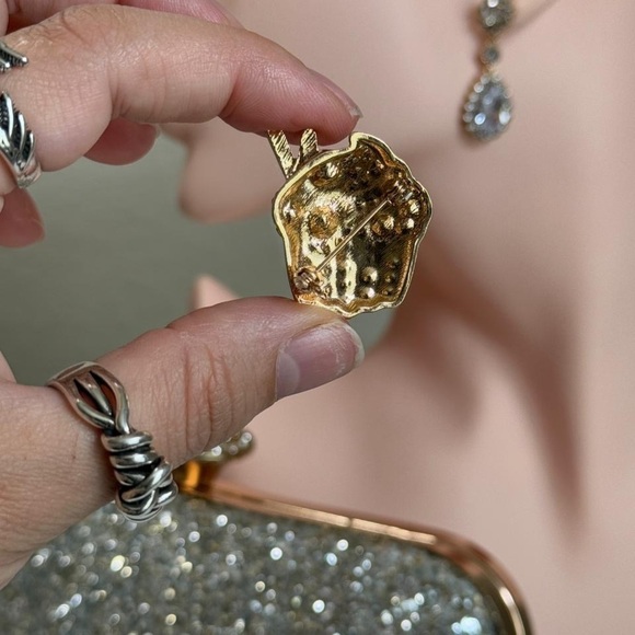 Colorful Cupcake Brooch with Crystals. - Picture 4 of 5